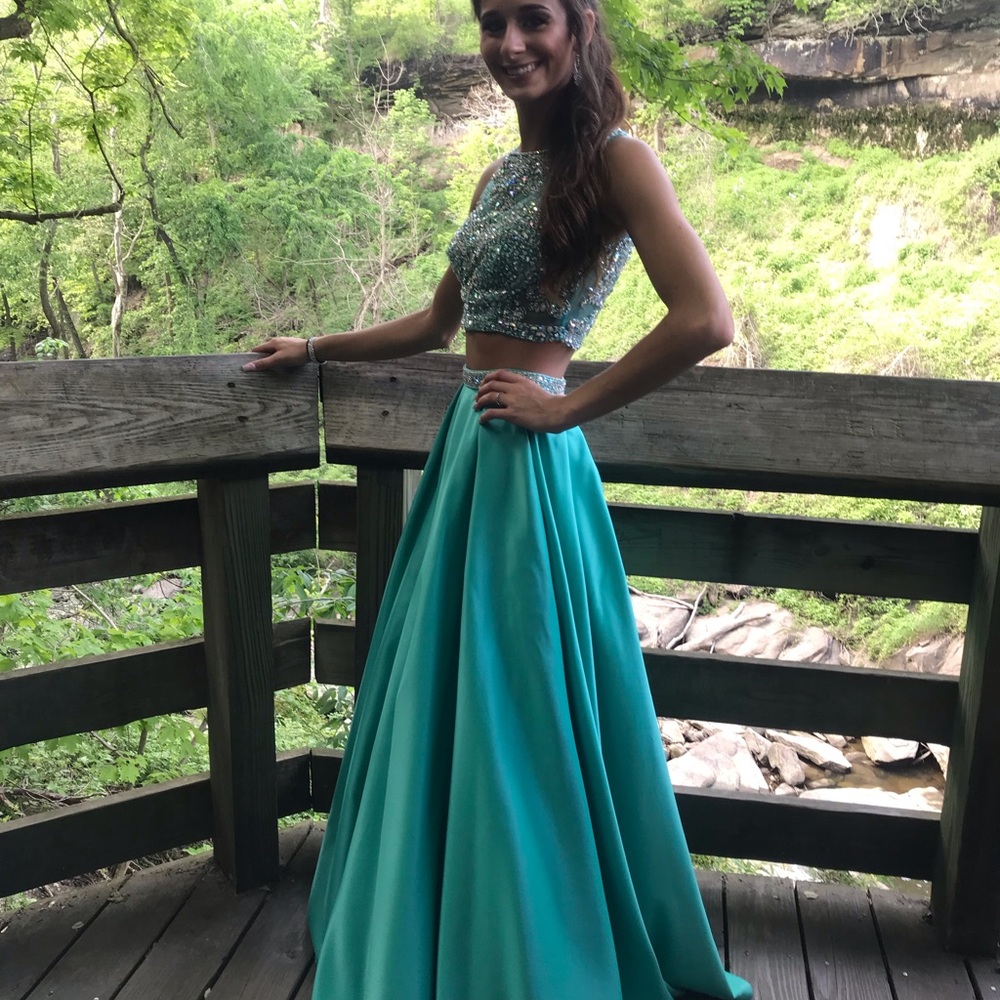 Prom dress